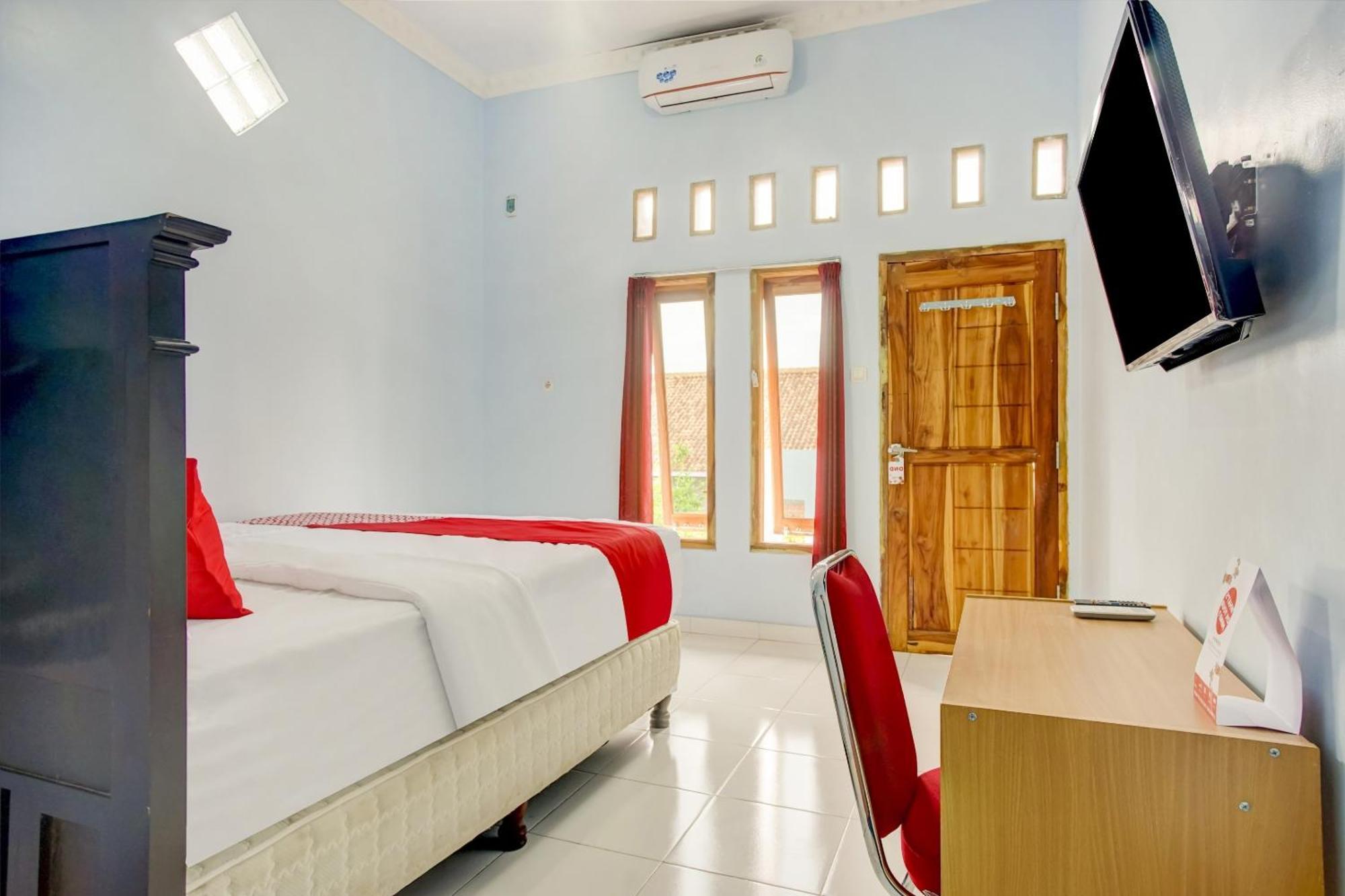 Oyo Life 3982 Azka Homestay Syariah Bandar Lampung Buitenkant foto