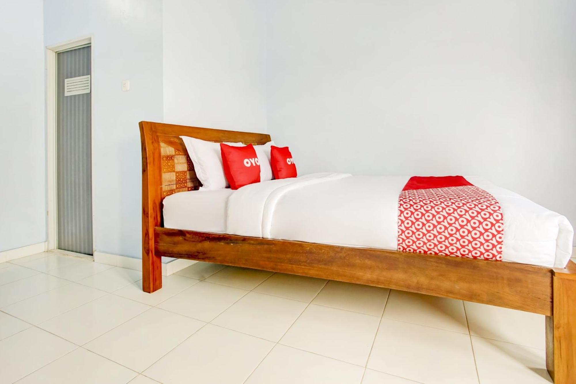Oyo Life 3982 Azka Homestay Syariah Bandar Lampung Buitenkant foto